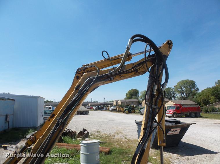 image for item DD1533 2005 John Deere 6320 tractor