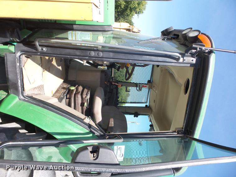 image for item DD1533 2005 John Deere 6320 tractor