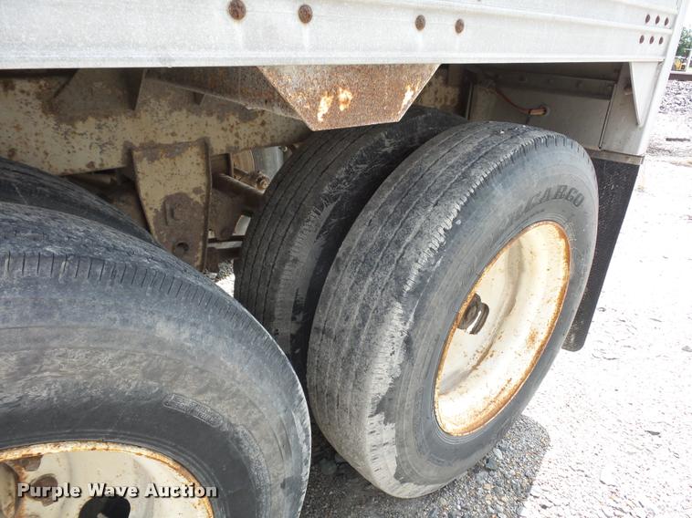image for item DD1541 1992 Timpte double hopper grain trailer