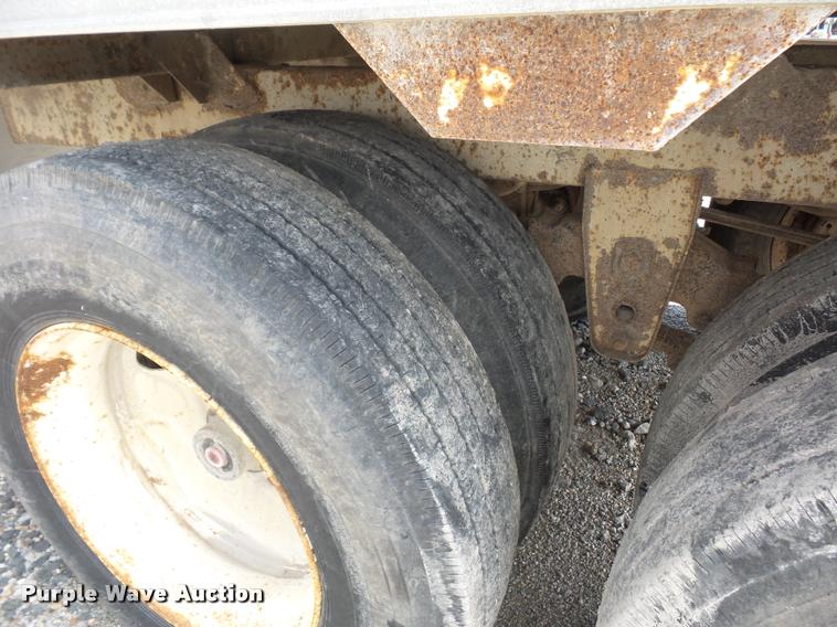 image for item DD1541 1992 Timpte double hopper grain trailer