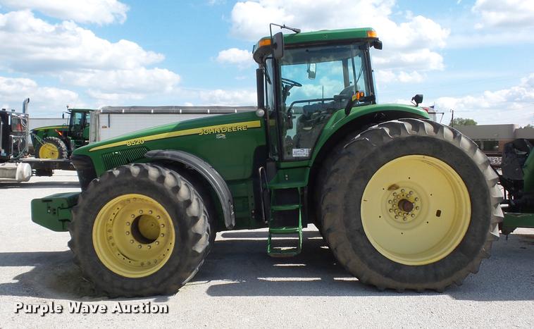 image for item DD1543 2004 John Deere 8520 MFWD tractor