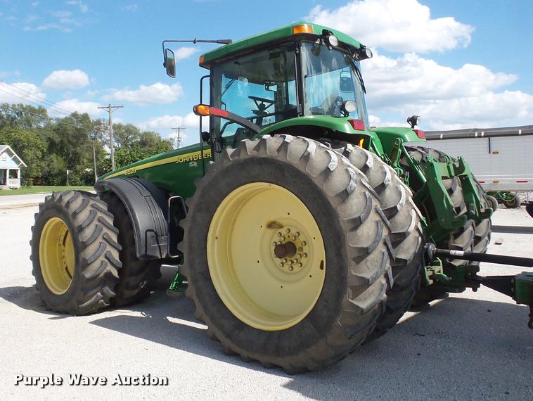 image for item DD1543 2004 John Deere 8520 MFWD tractor