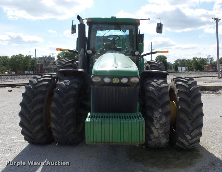 image for item DD1543 2004 John Deere 8520 MFWD tractor