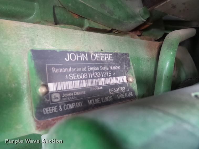 image for item DD1543 2004 John Deere 8520 MFWD tractor
