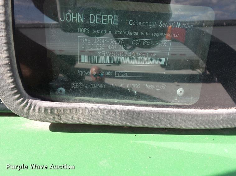 image for item DD1543 2004 John Deere 8520 MFWD tractor