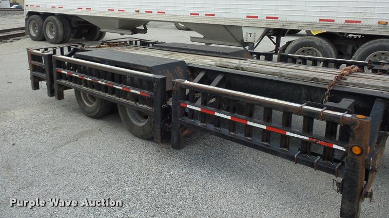 image for item DD1544 2001 Behnke sprayer trailer