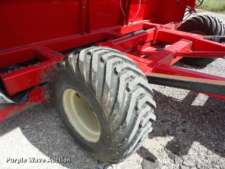 image for item DD1546 Akron GTX3230 grain bagger