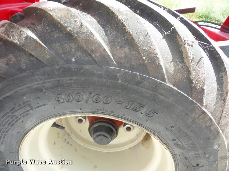 image for item DD1546 Akron GTX3230 grain bagger