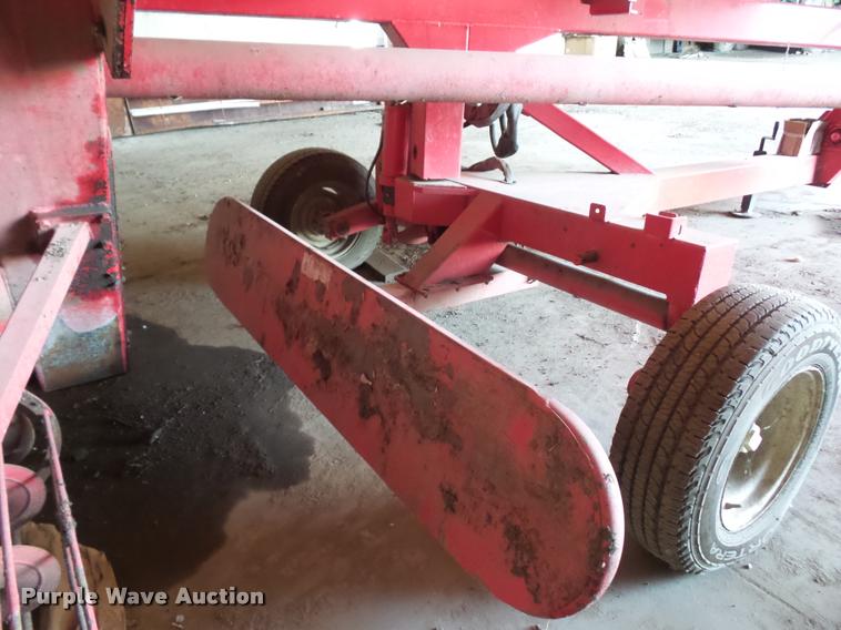 image for item DD1548 Akron EXG300 grain bag unloader