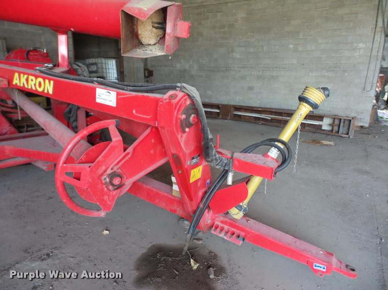 image for item DD1548 Akron EXG300 grain bag unloader
