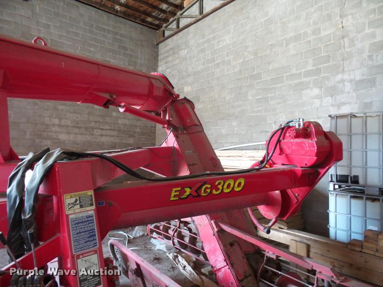 image for item DD1548 Akron EXG300 grain bag unloader