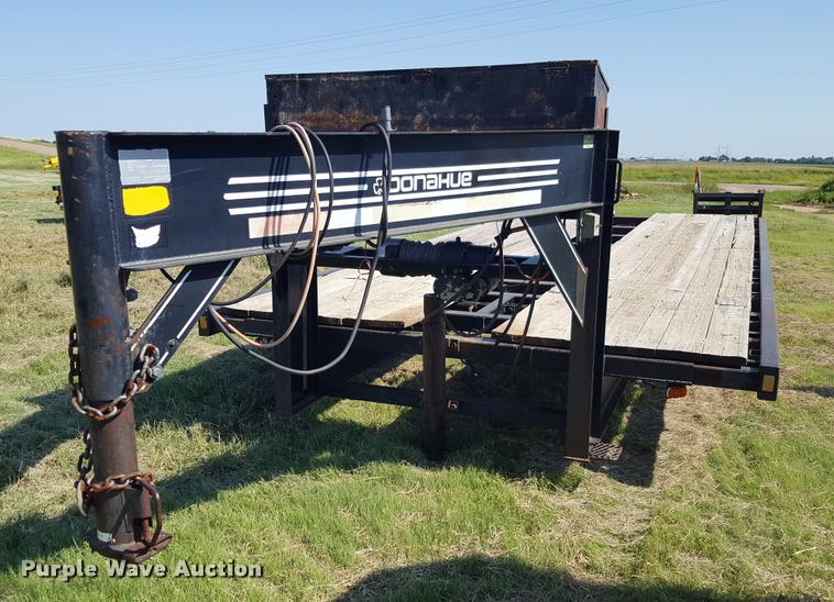 image for item DL9008 2000 Donahue 812-28 equipment trailer