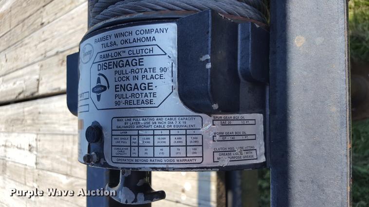 image for item DL9008 2000 Donahue 812-28 equipment trailer