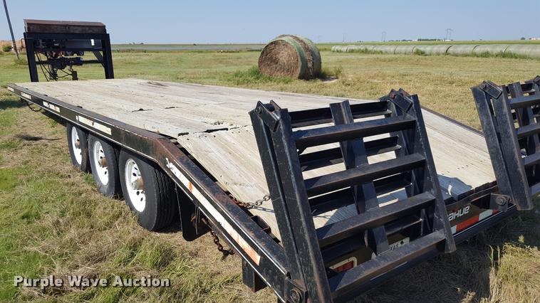 image for item DL9008 2000 Donahue 812-28 equipment trailer