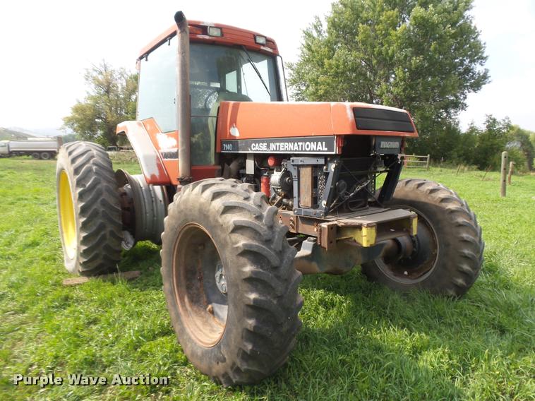 image for item DR9224 1989 Case IH Magnum 7140 MFWD tractor