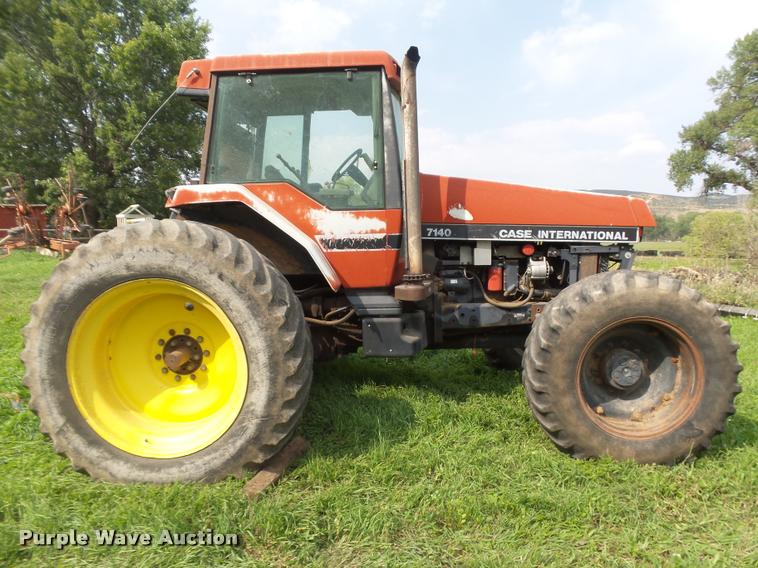 image for item DR9224 1989 Case IH Magnum 7140 MFWD tractor