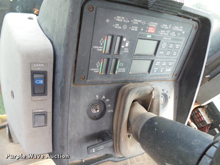 image for item DR9224 1989 Case IH Magnum 7140 MFWD tractor