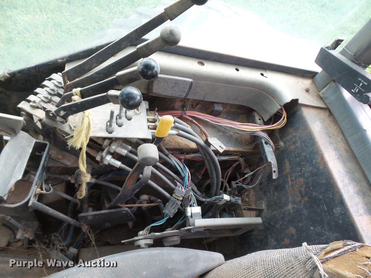 image for item DR9224 1989 Case IH Magnum 7140 MFWD tractor