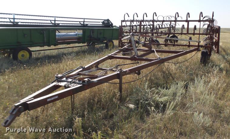 image for item DR9226 Spring tooth harrow