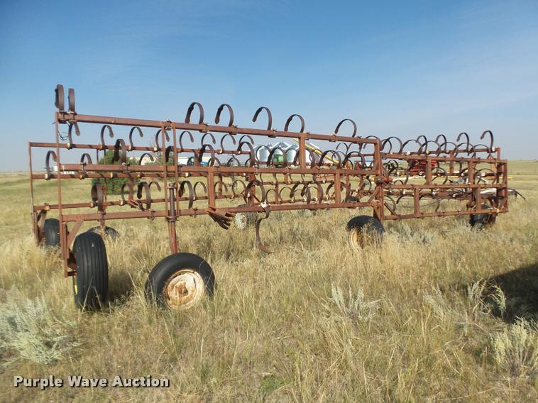 image for item DR9226 Spring tooth harrow