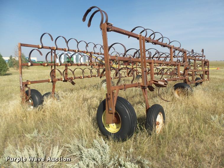 image for item DR9226 Spring tooth harrow