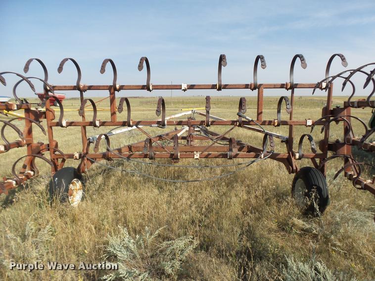 image for item DR9226 Spring tooth harrow