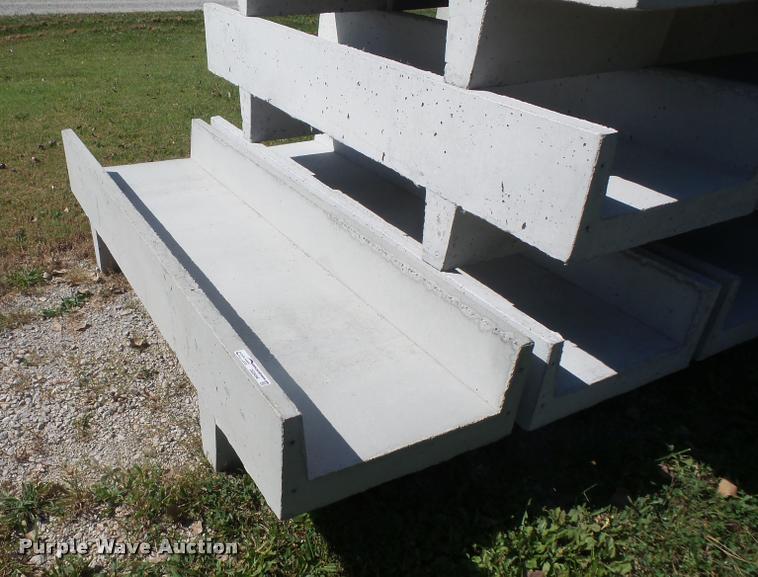 image for item DS9496 (10) concrete feed bunks