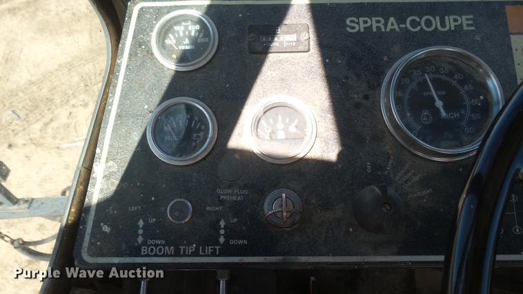 image for item EB9331 Melroe SpraCoupe 22 self-propelled sprayer