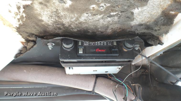 image for item EB9331 Melroe SpraCoupe 22 self-propelled sprayer