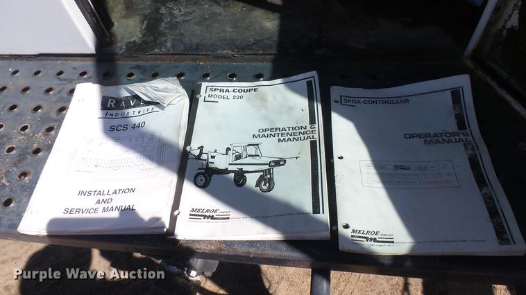 image for item EB9331 Melroe SpraCoupe 22 self-propelled sprayer