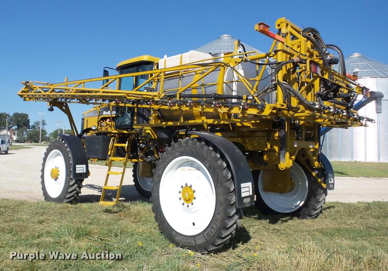 image for item K6403 2009 Ag-Chem RoGator 1084SSC self-propelled sprayer