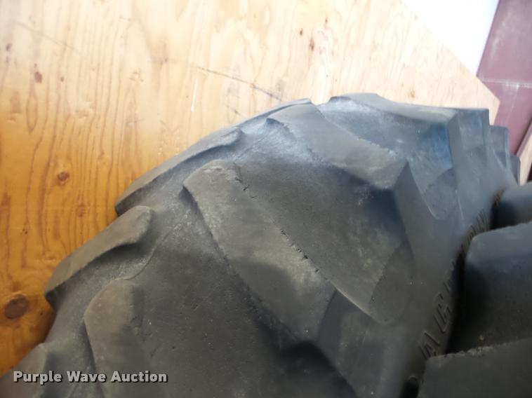 image for item K6403 2009 Ag-Chem RoGator 1084SSC self-propelled sprayer