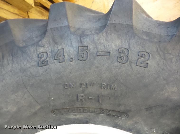 image for item K6403 2009 Ag-Chem RoGator 1084SSC self-propelled sprayer