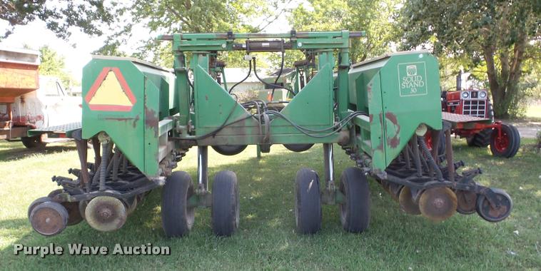 image for item K6404 Great Plains Solid Stand 30 grain drill