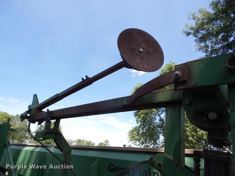 image for item K6404 Great Plains Solid Stand 30 grain drill