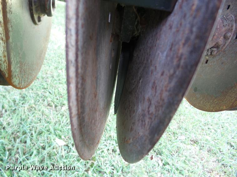 image for item K6404 Great Plains Solid Stand 30 grain drill