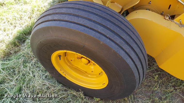 image for item L1499 Vermeer 665 Rancher round baler