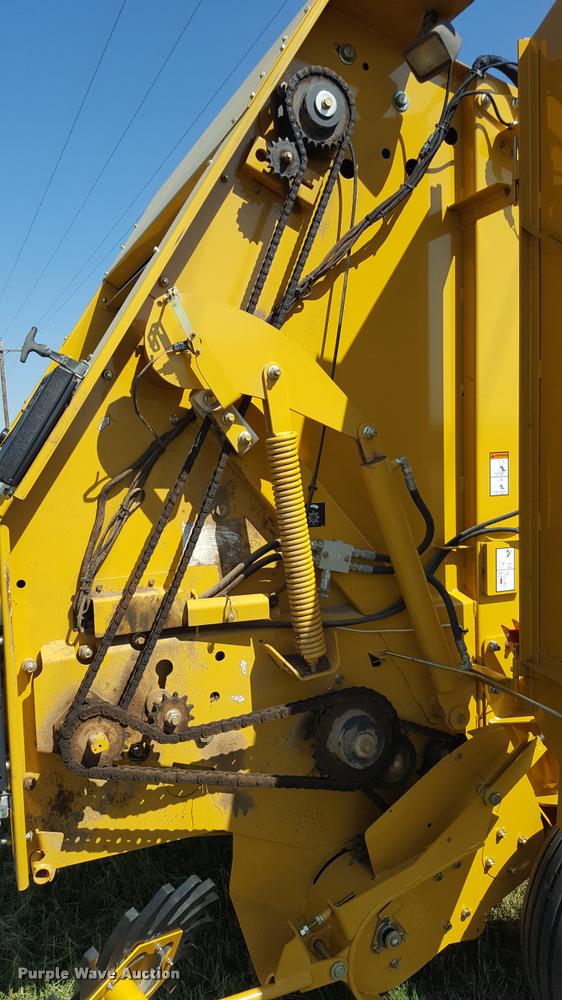 image for item L1499 Vermeer 665 Rancher round baler