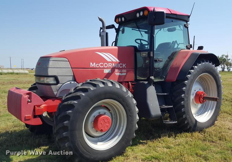 image for item L1500 McCormick XTX200 MFWD tractor