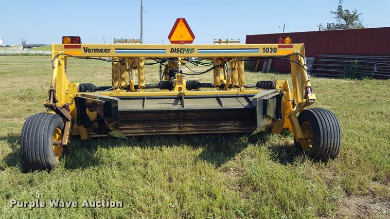 image for item L1501 Vermeer 1030 pull type windrower