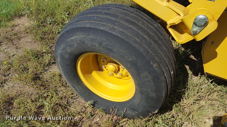 image for item L1501 Vermeer 1030 pull type windrower