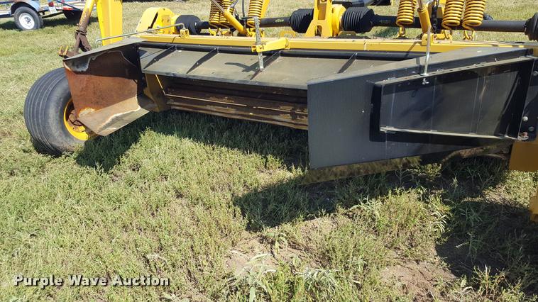 image for item L1501 Vermeer 1030 pull type windrower