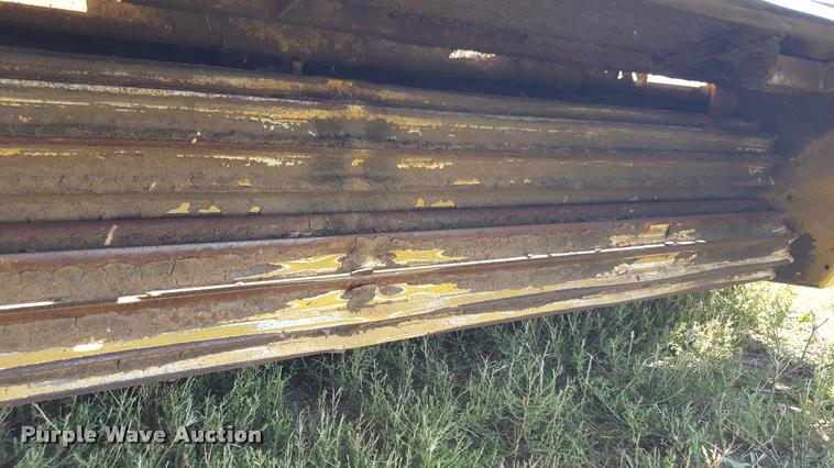 image for item L1501 Vermeer 1030 pull type windrower