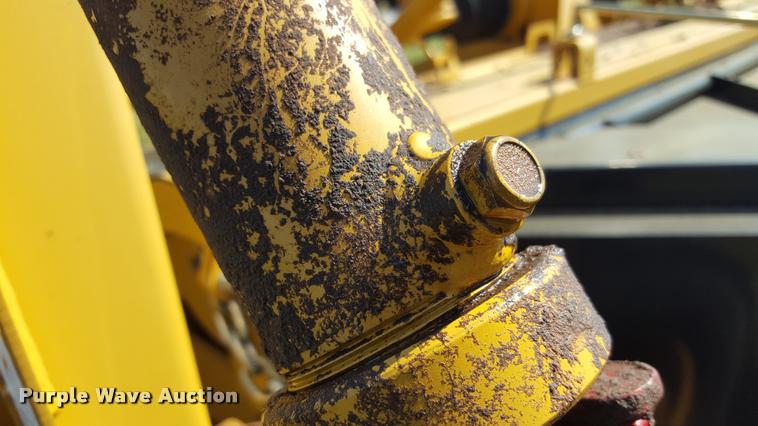 image for item L1501 Vermeer 1030 pull type windrower