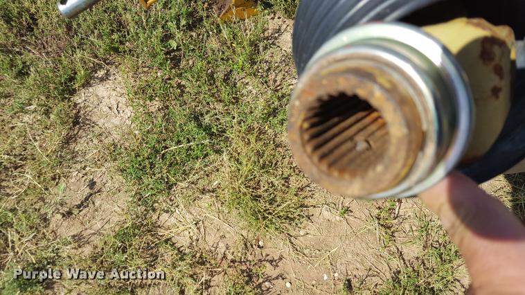 image for item L1501 Vermeer 1030 pull type windrower