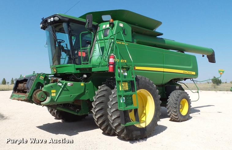 image for item L1502 2010 John Deere 9770 combine
