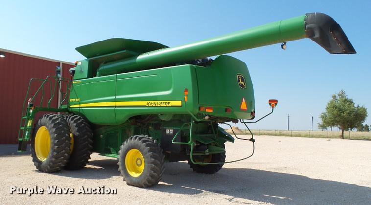 image for item L1502 2010 John Deere 9770 combine