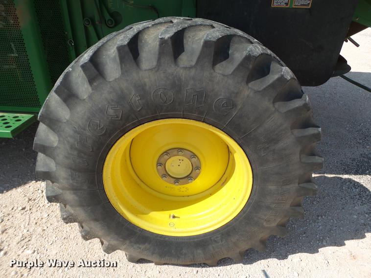 image for item L1502 2010 John Deere 9770 combine