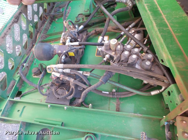 image for item L1502 2010 John Deere 9770 combine