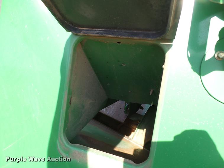 image for item L1502 2010 John Deere 9770 combine